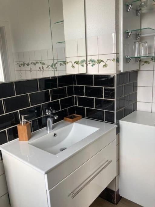 Apartment Wohnen Im Gruenen Bei Der Toepferei Erfurt